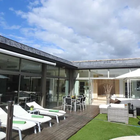 Opal De Luxe Villa *